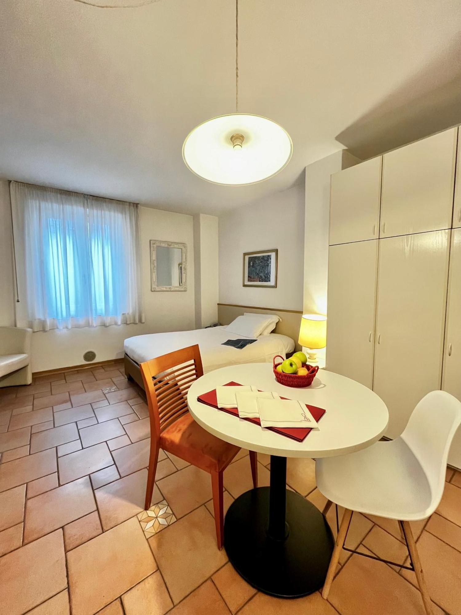 Manci Apartments By Hotel America Trento Exterior photo